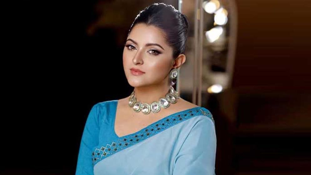 পরীমনি আদালতে অনুপস্থিত, সাক্ষ্যগ্রহণ পেছাল