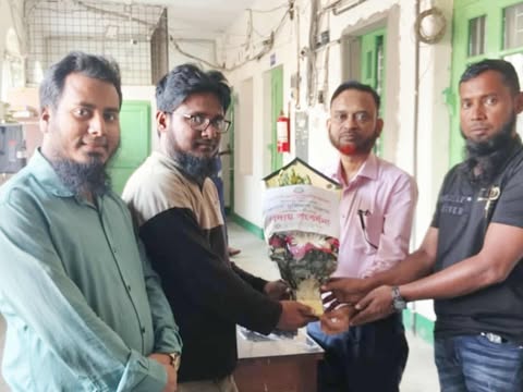 ময়মনসিংহ বিভাগীয় সাংবাদিক ইউনিয়নের পক্ষ থেকে জেলা প্রশাসক মুফিদুল আলমকে বিদায় সংবর্ধনা