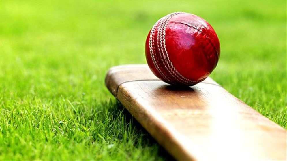 ডাকাতির অভিযোগে তারকা ক্রিকেটার গ্রেফতার