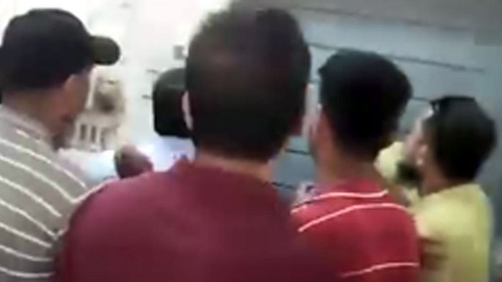 হাতিয়ায় যুবদল নেতার হাতে চিকিৎসক লাঞ্ছিত, ভিডিও ছড়িয়ে পড়লে কারণ দর্শানোর নোটিশ