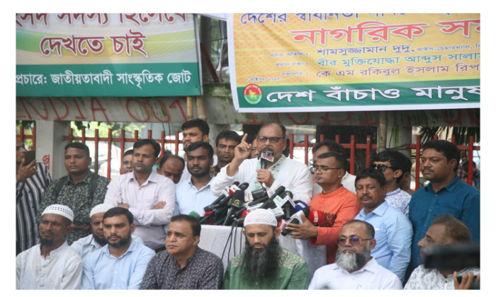 গণতন্ত্রে বাধা সৃষ্টিকারীরাই দেশের সবচেয়ে বড় শত্রু: শামসুজ্জামান দুদু