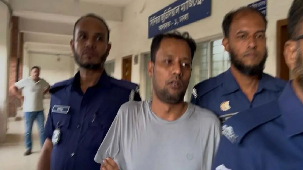 বৈষম্যবিরোধী আন্দোলনে হত্যা মামলায় জাবির সাবেক সহকারী অধ্যাপক জনি গ্রেফতার