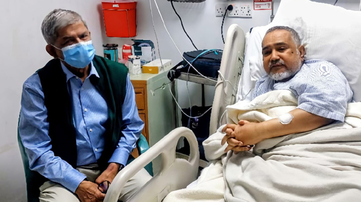 হাসপাতালে জামায়াত নেতা ডা. তাহেরকে দেখতে গেলেন বিএনপি মহাসচিব মির্জা ফখরুল