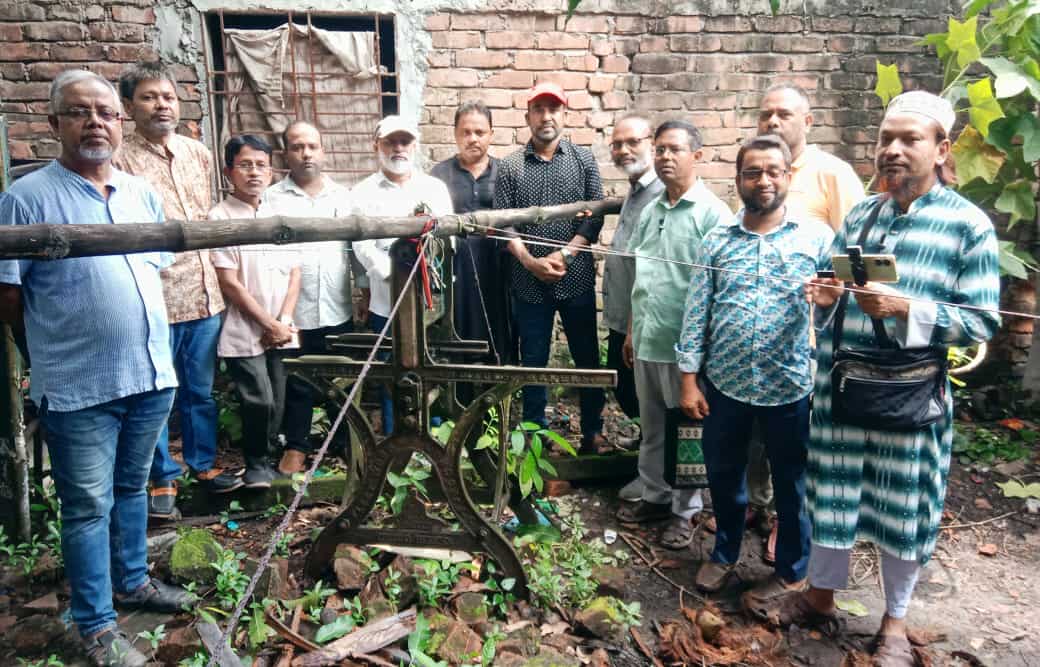 ময়মনসিংহে প্রাচীন মুদ্রণযন্ত্র পরিদর্শনে পুরাকীর্তি সুরক্ষা কমিটি, সংরক্ষণের জোর দাবি
