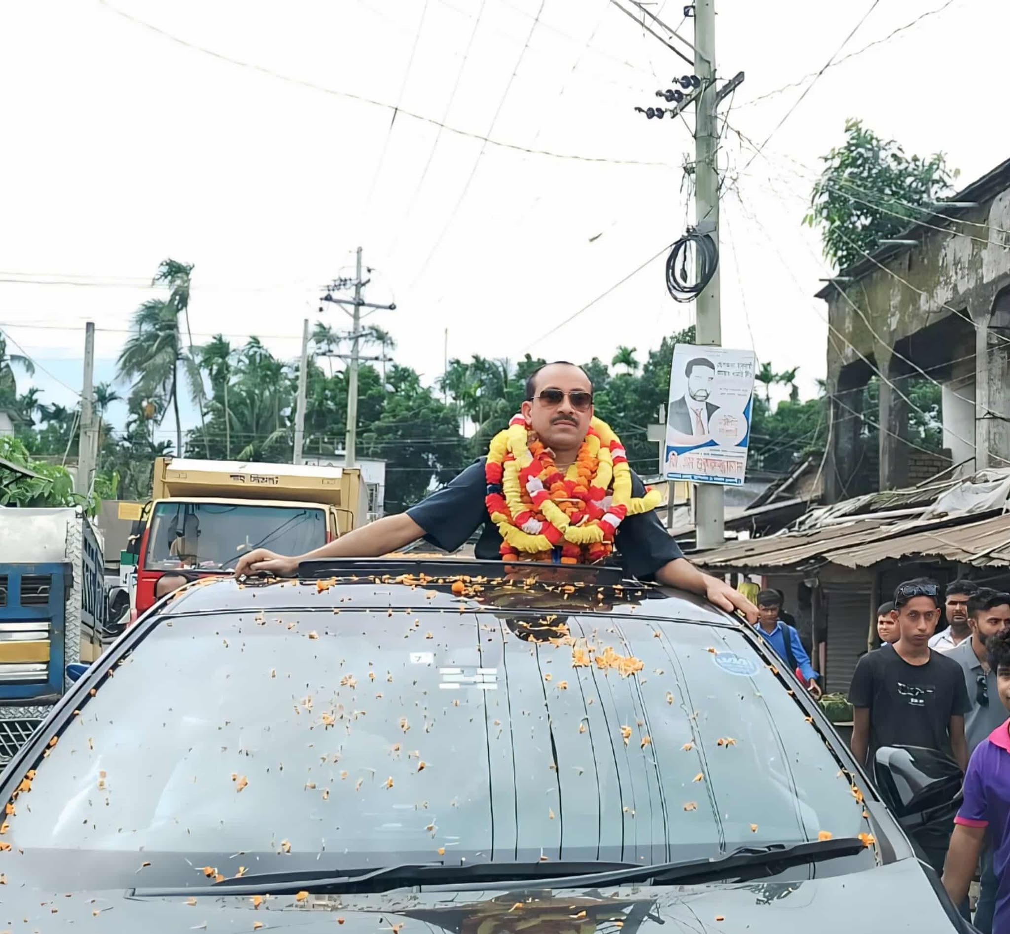 চিংড়ি চাষে জাতীয় স্বর্ণপদক পাওয়ায় রিপনকে বিভিন্ন পেশাজীবী সংগঠনের পক্ষ থেকে সংবর্ধনা